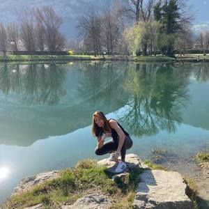 Meet your Posher, Candice